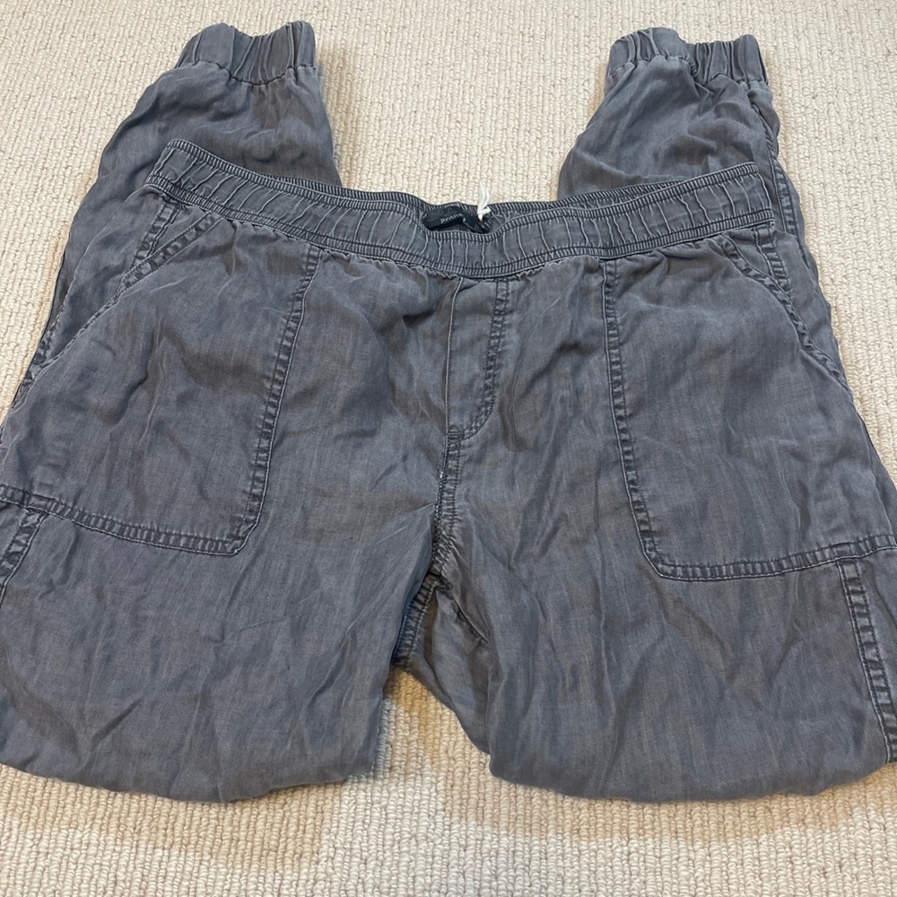 Prana Women’s Medium Tencel Joggers Charcoal Pull On Elastic Waist Pants